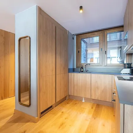 Apartamento Isard Homes By Select